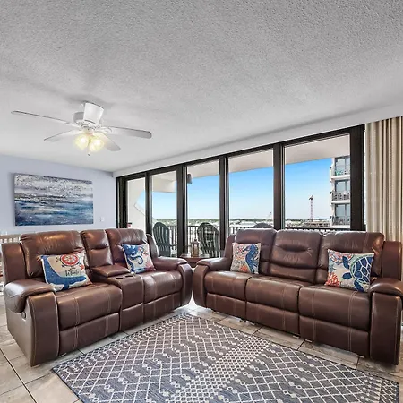 Island Winds West Unit 570 Villa
